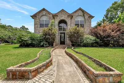 9822 El Chaco Street, Baytown, TX 77521 - Photo 1