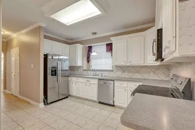 9822 El Chaco Street, Baytown, TX 77521 - Photo 17