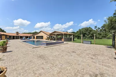 1226 County Road 45, Angleton, TX 77515 - Photo 31