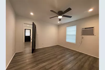 229 Neyland Street #A, Houston, TX 77022 - Photo 7