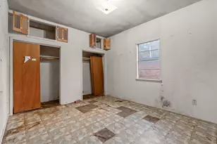 9429 E Avenue H, Houston, TX 77012 - Photo 17