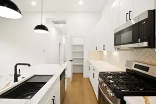 944 Lucky St, Houston, TX 77088 - Photo 11
