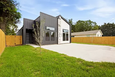 944 Lucky Street, Houston, TX 77088 - Photo 3