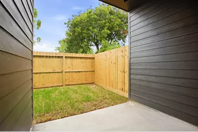 944 Lucky Street, Houston, TX 77088 - Photo 25