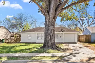 6711 Schiller St, Houston, TX 77055 - Photo 3