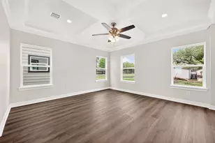 422 4th St, Beasley, TX 77417 - Photo 7