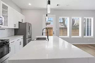 6728 Parker Grv Ln, Houston, TX 77076 - Photo 7