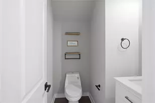 6728 Parker Grv Ln, Houston, TX 77076 - Photo 9