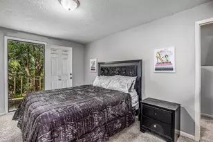 110 S 9th St, Highlands, TX 77562 - Photo 25