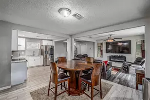110 S 9th St, Highlands, TX 77562 - Photo 11