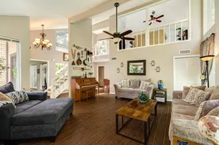 101 Huckleberry Dr, Lake Jackson, TX 77566 - Photo 9