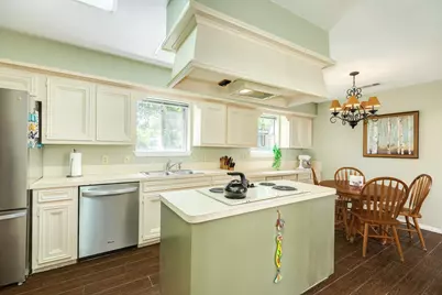 101 Huckleberry Drive, Lake Jackson, TX 77566 - Photo 17