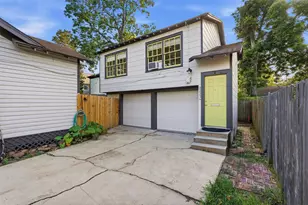 2223-1/2 Singleton St, Houston, TX 77008 - Photo 1