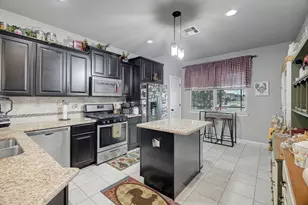 11918 Mulberry Dr, Mont Belvieu, TX 77535 - Photo 15