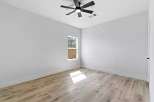 7040 Kinney St, Houston, TX 77087 - Photo 21