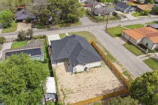 7040 Kinney St, Houston, TX 77087 - Photo 39