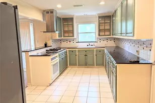 5559 Aspen St, Bellaire, TX 77401 - Photo 3