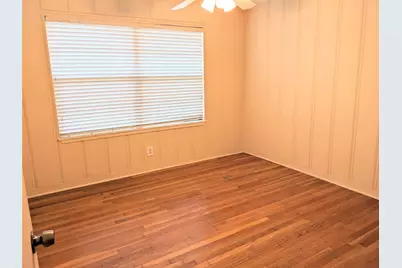 5559 Aspen Street, Bellaire, TX 77401 - Photo 9