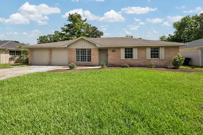 5922 Fontenelle Drive, Houston, TX 77035 - Photo 1