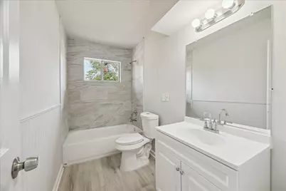 5922 Fontenelle Drive, Houston, TX 77035 - Photo 13
