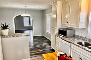 106 N Eastwood St, Houston, TX 77011 - Photo 11