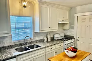 106 N Eastwood St, Houston, TX 77011 - Photo 15