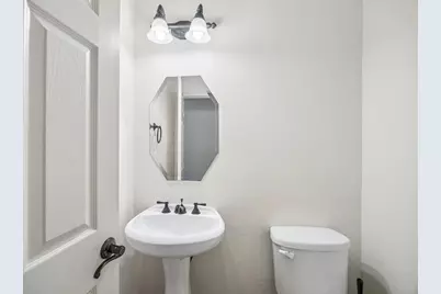 330 Gregg Street, Houston, TX 77020 - Photo 9