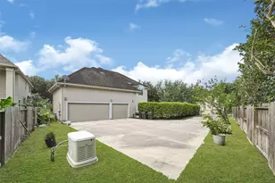 3 Waterford Pointe Cir, Sugar Land, TX 77479 - Photo 45