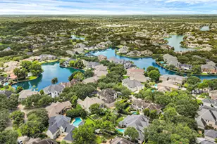 3 Waterford Pointe Cir, Sugar Land, TX 77479 - Photo 47