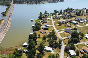 281 Lakeshore N, Onalaska, TX 77360 - Photo 43