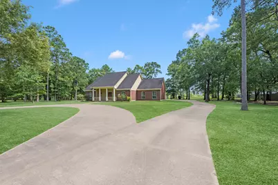 205 Mohawk Lane, Wallisville, TX 77597 - Photo 27
