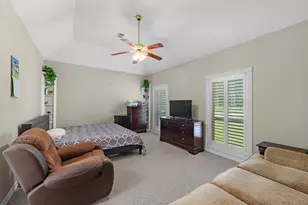 205 Mohawk Ln, Wallisville, TX 77597 - Photo 13