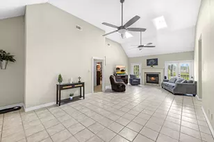 205 Mohawk Ln, Wallisville, TX 77597 - Photo 7