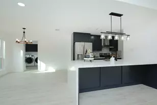 8518 Furlong Ln, Houston, TX 77071 - Photo 13