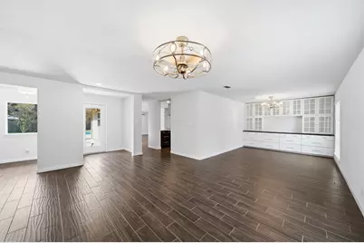 7701 Nairn Street, Houston, TX 77074 - Photo 9