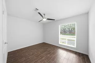 7701 Nairn St, Houston, TX 77074 - Photo 17