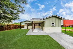 207 E Defee Ave, Baytown, TX 77520 - Photo 3