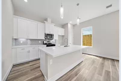 7510 Sandle Street, Houston, TX 77088 - Photo 9
