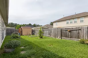 14522 Round Mountain Dr, Houston, TX 77090 - Photo 33