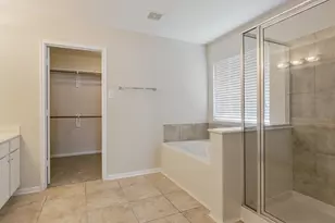 14522 Round Mountain Dr, Houston, TX 77090 - Photo 21