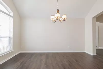14522 Round Mountain Drive, Houston, TX 77090 - Photo 9