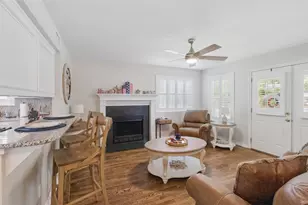 407 W Main St, Brenham, TX 77833 - Photo 9