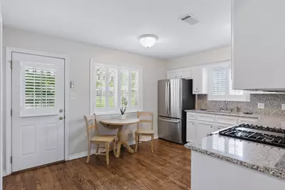 407 W Main Street, Brenham, TX 77833 - Photo 13