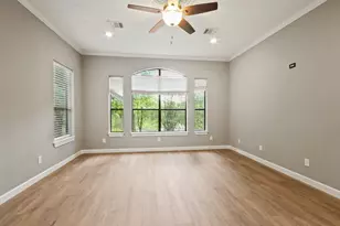 35 Susan Dr, Cleveland, TX 77327 - Photo 9