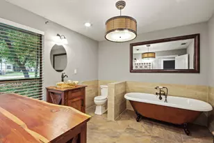 35 Susan Dr, Cleveland, TX 77327 - Photo 15