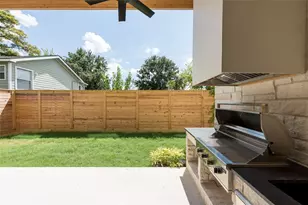 1109 Voight St, Houston, TX 77009 - Photo 43