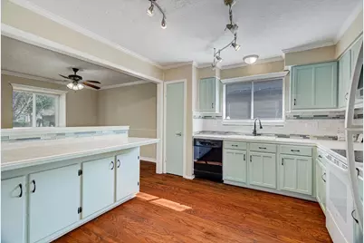 7515 Shoshone Drive, Baytown, TX 77521 - Photo 11