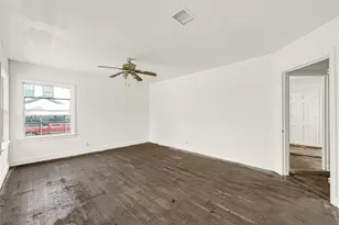 1202 N Roberson St, Conroe, TX 77301 - Photo 3