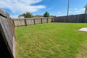 253 Wonderful Life Way, Jarrell, TX 76537 - Photo 17