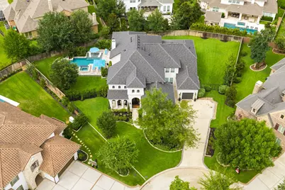 27 Hollyflower Place, Tomball, TX 77375 - Photo 1